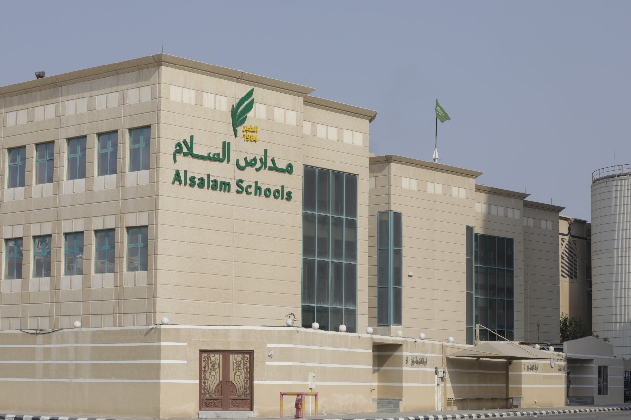 WhatsApp-Image-2023-12-11-at-21.14.30_d635ab8d